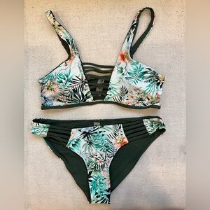 TiniBikini Green Tropical Print Bikini Set